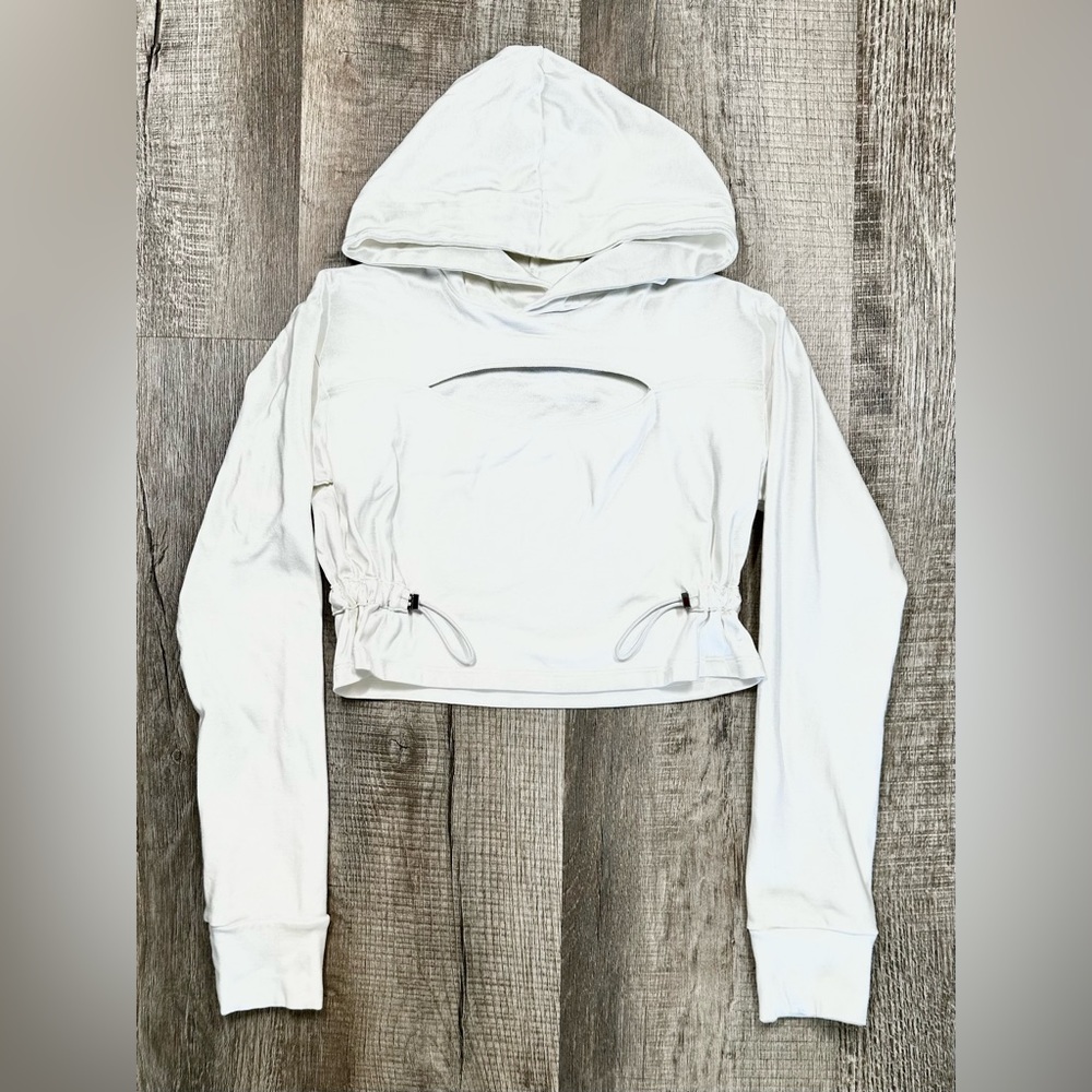 Bombshell Sportswear “Cinched Crop Pullover”